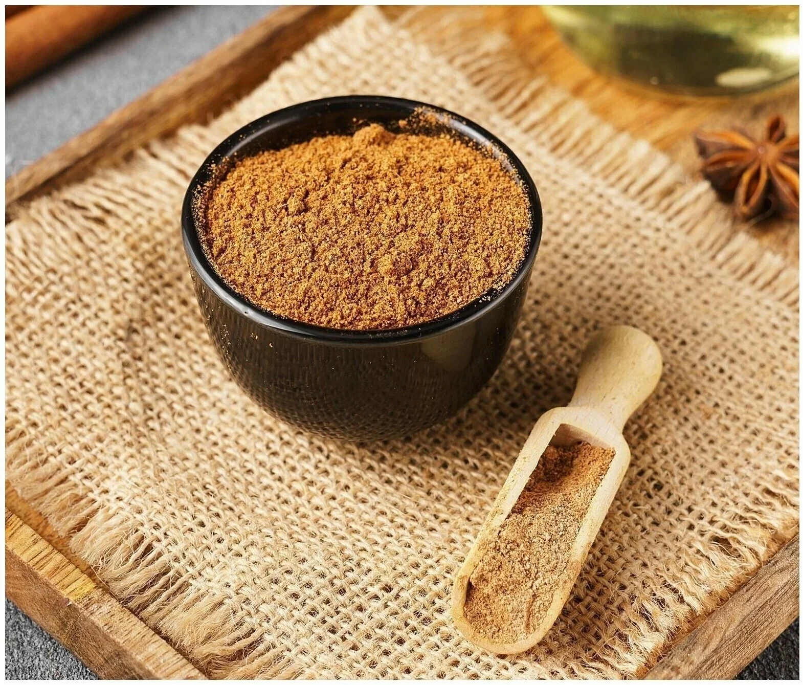 Тертый мускатный орех